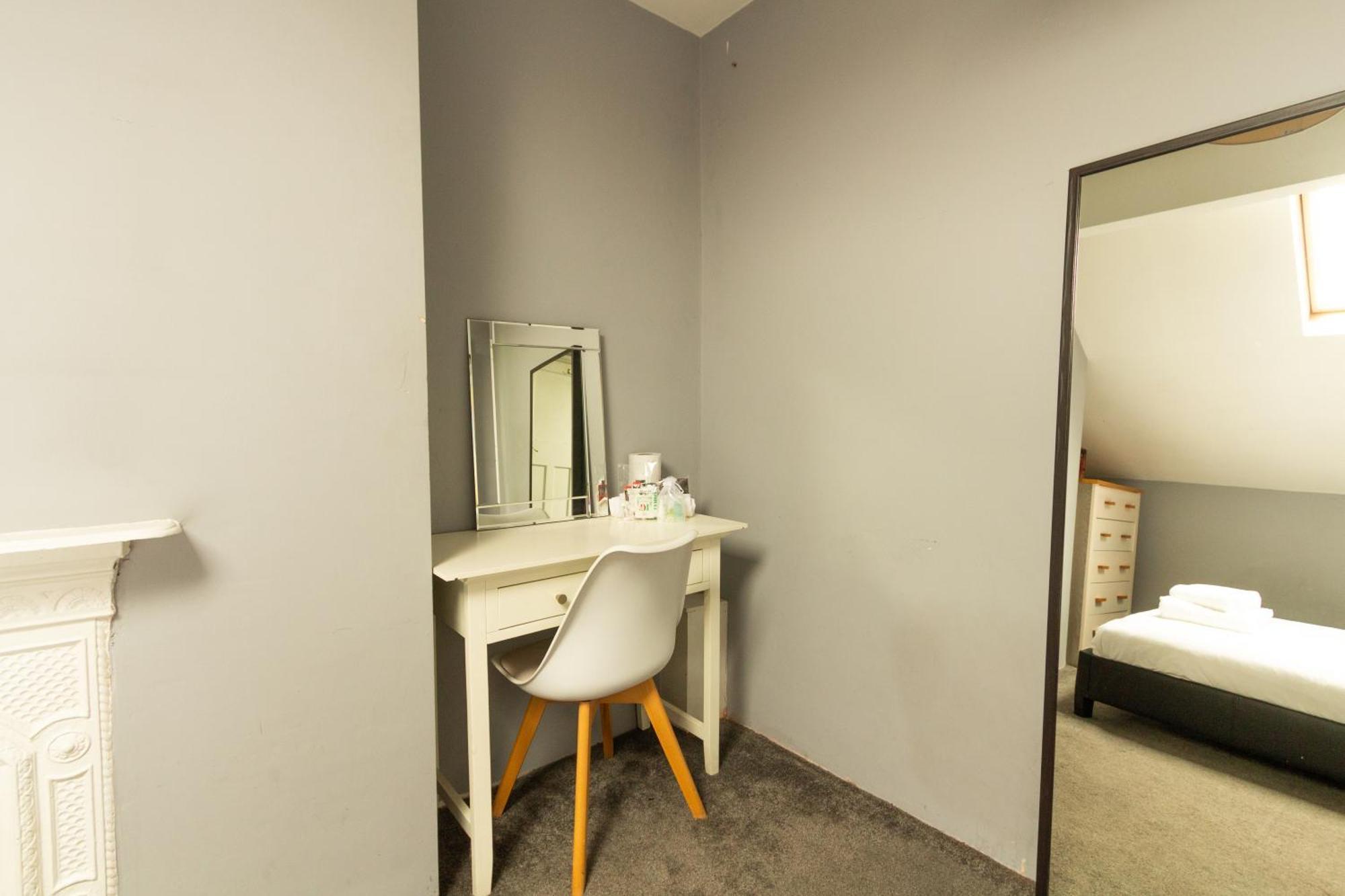 Lovely Private Rooms Near Mcr Centre Mánchester Exterior foto